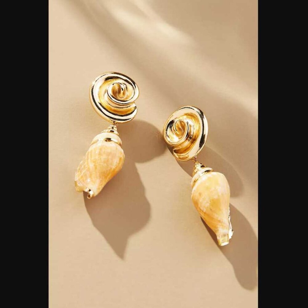 New Anthropologie swirl shell drop earrings